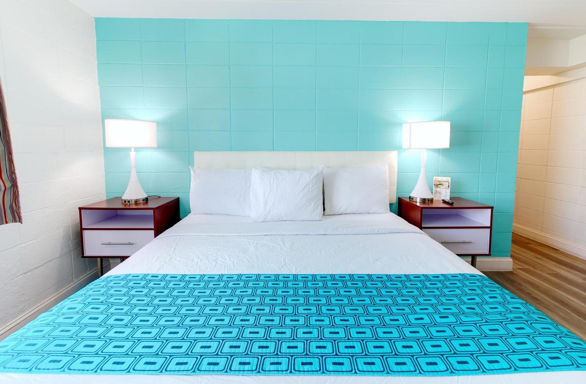 Howard Johnson By Wyndham Virginia Beach At The Beach Extérieur photo